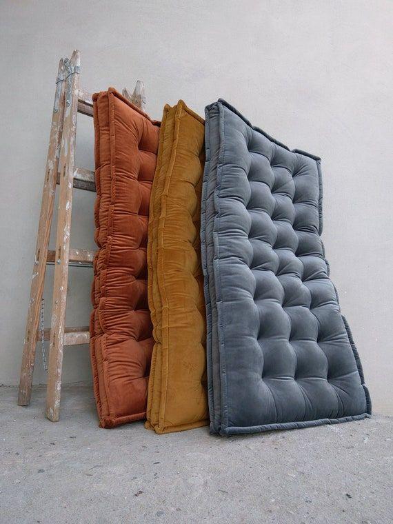 Tufted Angle 8
