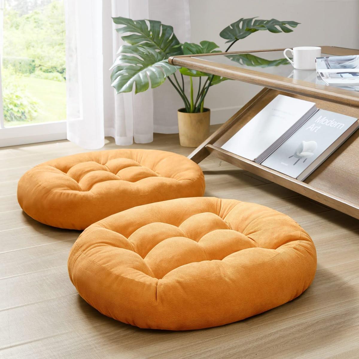 Pillows & Cushions